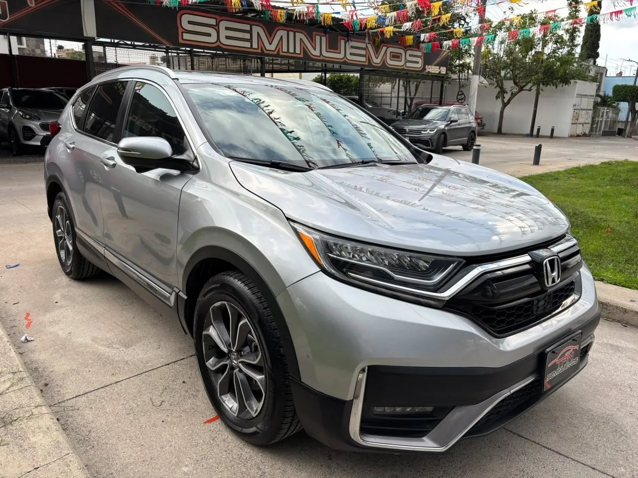 SUV seminueva en el lote de TRN Seminuevos en Zapopan, Jalisco